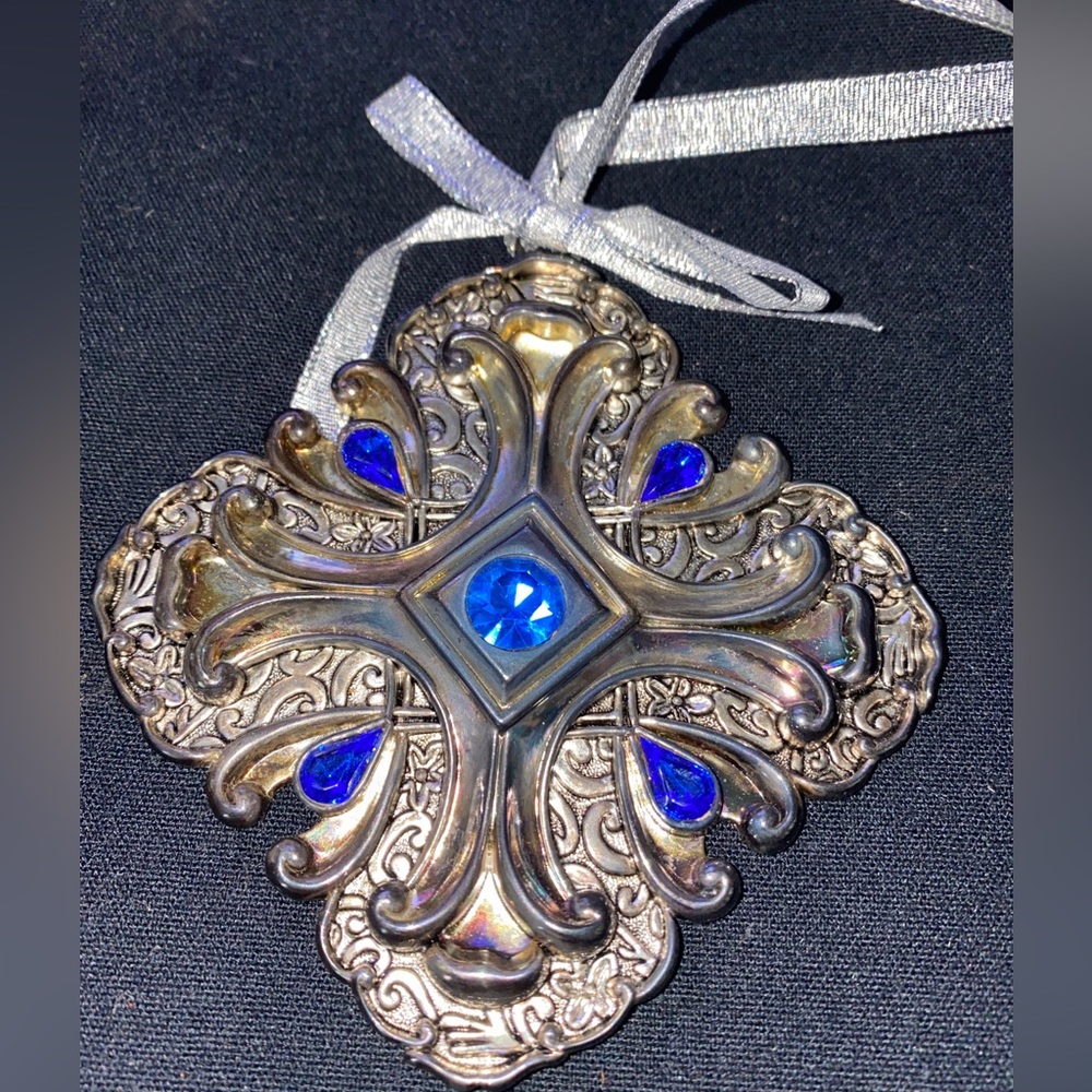 Towle Silver Plated CROSS Jeweled Ornament Blue CRYSTAL stones vintage